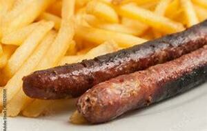 Frites barquette + 2 Merguez